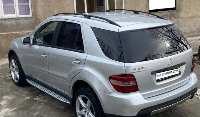 Mercedes-Benz ML-Класс 2006 года