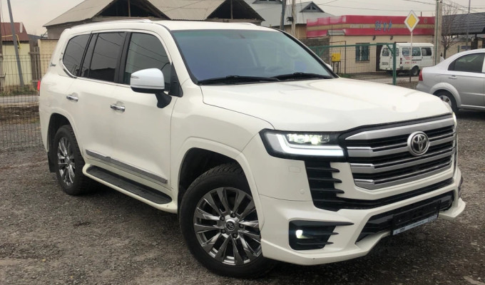 Toyota Land Cruiser 2021 года