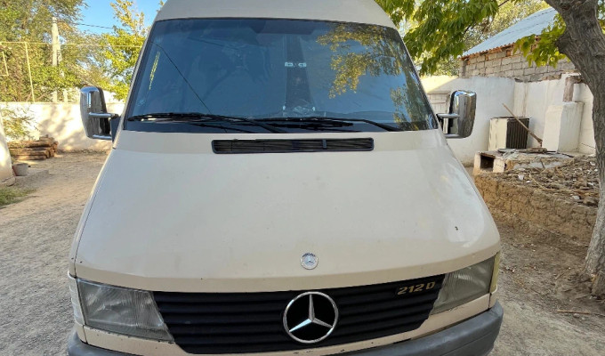 Mercedes-Benz Sprinter 1998 года