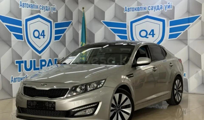 Kia K5 2011 года
