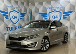 Kia K5 2011 года