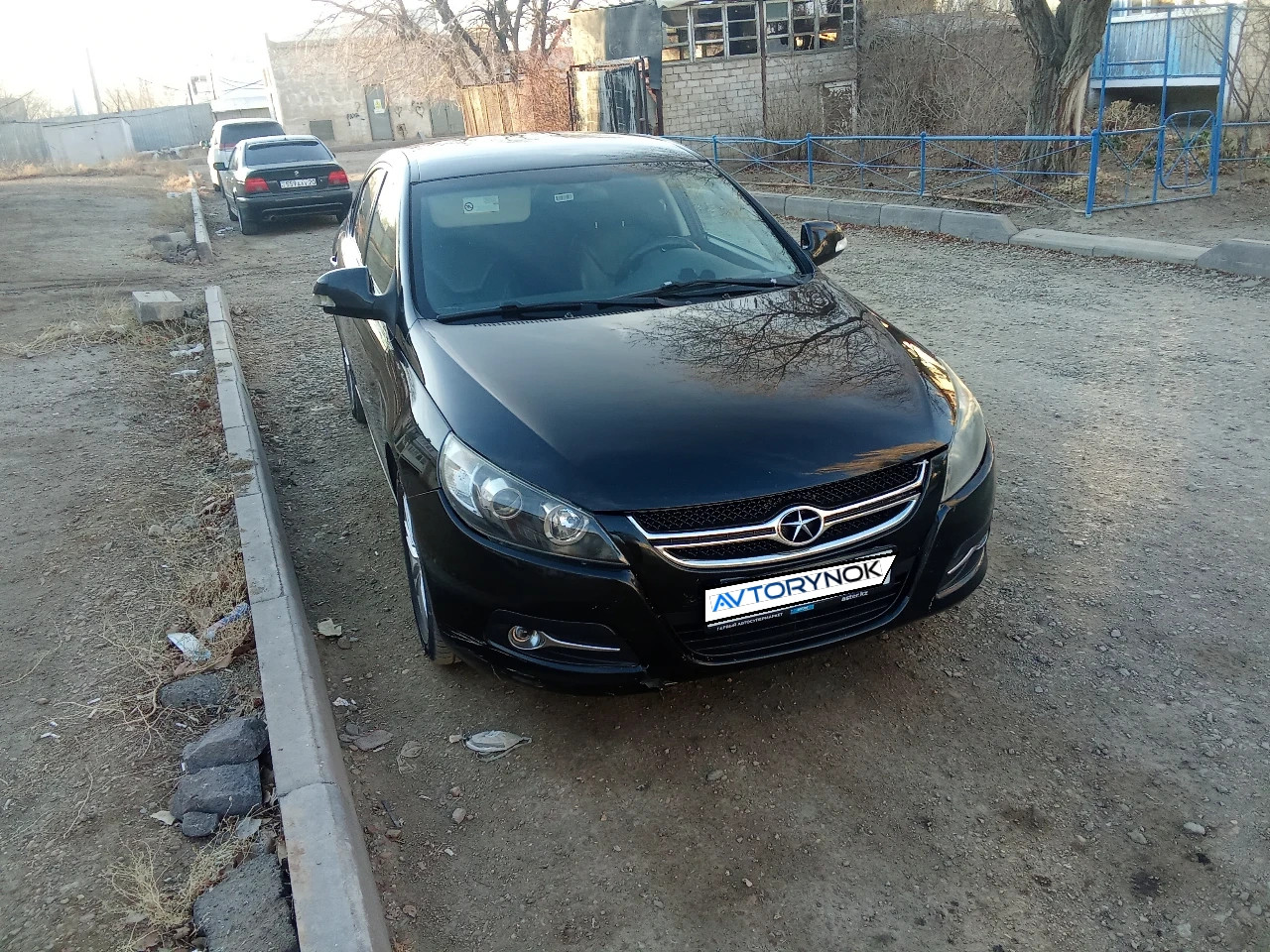 JAC J5, 2015