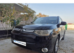 Mitsubishi Outlander 2013 года