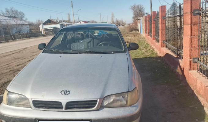 Toyota Carina E 1996 года