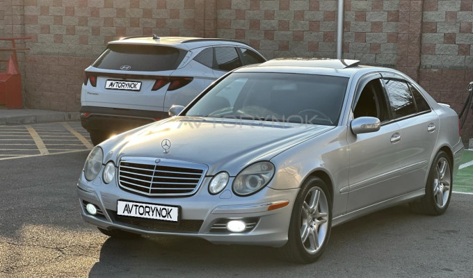 Mercedes-Benz E-Класс 2002 года