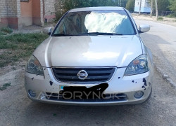Nissan Altima 2004 года