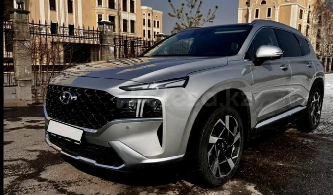 Hyundai Santa Fe 2022 года