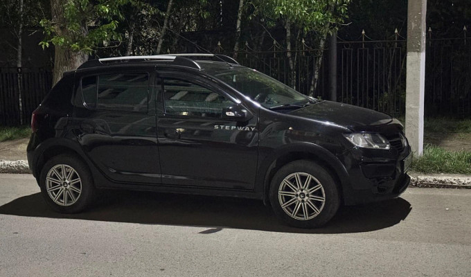 Renault Sandero Stepway 2015 года