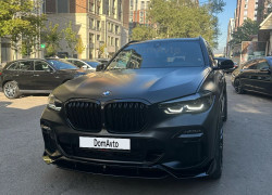 BMW X5 2021 года