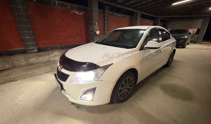 Chevrolet Cruze 2012 года