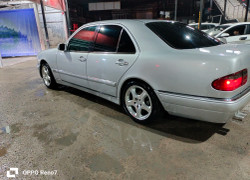 Mercedes-Benz E-Класс 1998 года