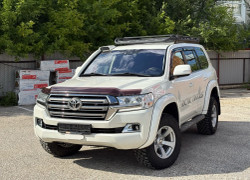 Toyota Land Cruiser 2018 года