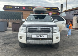 Toyota Fortuner 2009 года
