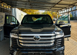 Toyota Land Cruiser 2025 года