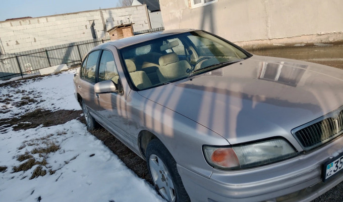 Nissan Maxima 1998 года