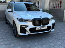 BMW X7 2021 года