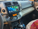 Toyota RAV4 2010 года