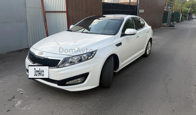 Kia K5 2011 года