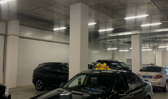 Mercedes-Benz E-Класс 2008 года