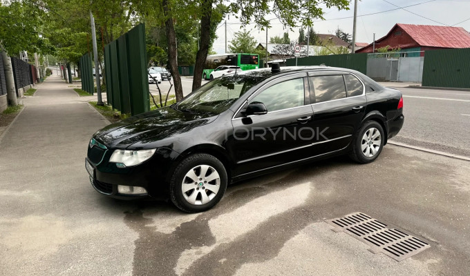 Skoda Superb 2013 года