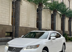 Lexus ES 2014 года