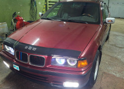 BMW 3 серия 1993 года