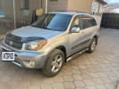 Toyota RAV4 2004 года