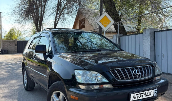 Lexus RX 2001 года