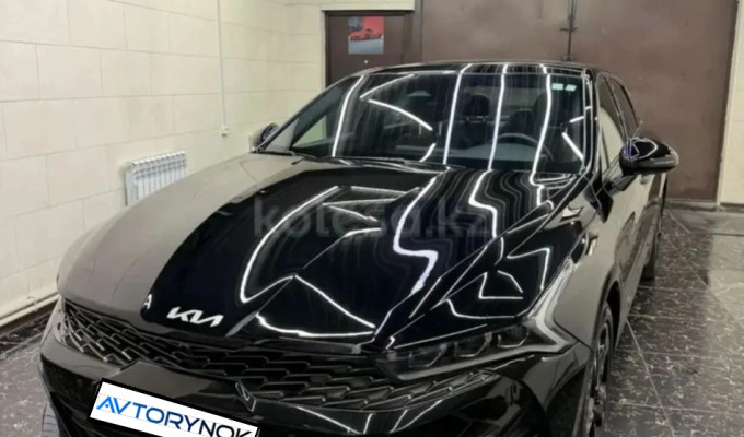 Kia K5 2023 года