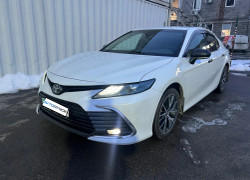 Toyota Camry 2021 года