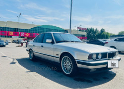 BMW 5 серия 1993 года