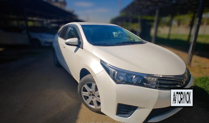 Toyota Corolla 2013 года