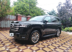 Toyota Land Cruiser 2022 года