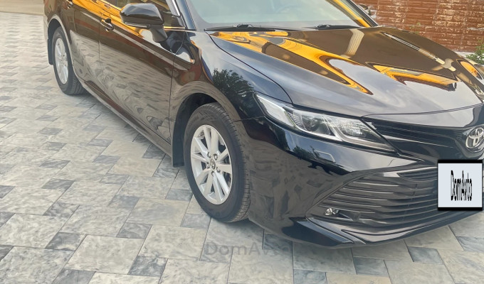 Toyota Camry 2021 года