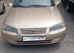 Toyota Camry 1998 года
