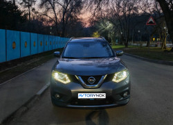 Nissan X-Trail 2015 года
