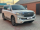 Toyota Land Cruiser 2017 года
