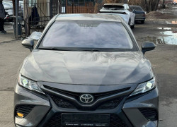 Toyota Camry 2019 года