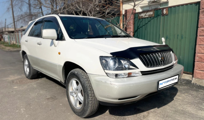 Toyota Harrier 1998 года
