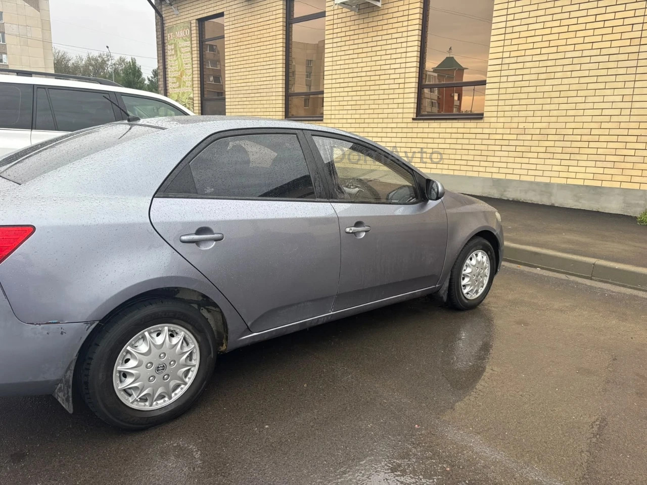Kia Cerato, 2010
