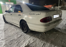 Mercedes-Benz E-Класс 1995 года