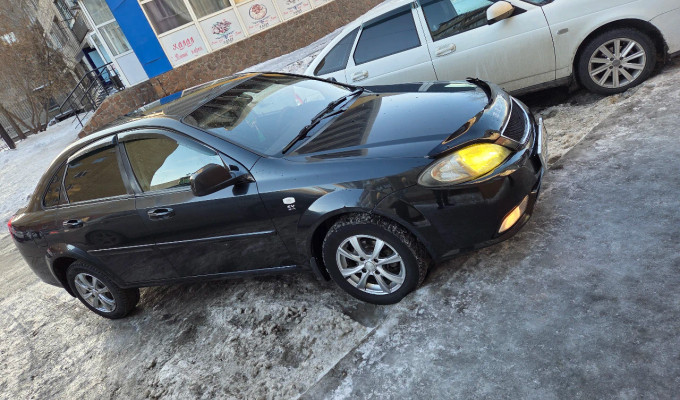 Daewoo Gentra 2013 года