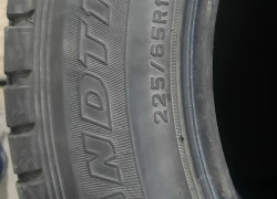 Шины зимние б/у 225/65/R17 Dunlop