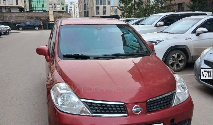 Nissan Tiida 2007 года