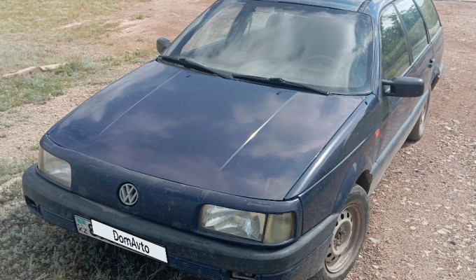 Volkswagen Passat 1993 года