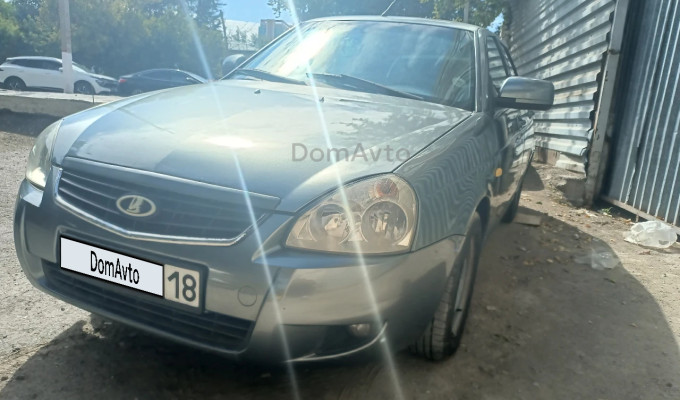 ВАЗ (Lada) Priora 2011 года