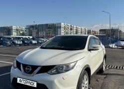 Nissan Qashqai 2015 года