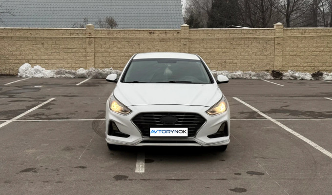 Hyundai Sonata 2018 года