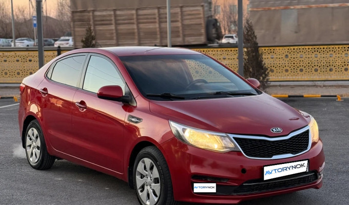 Kia Rio 2015 года