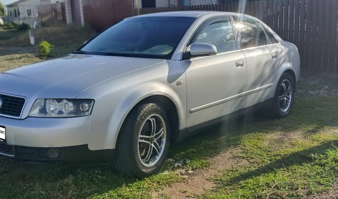 Audi A4 2000 года